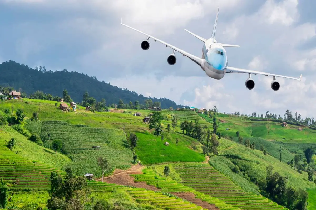 How Do Airplanes Affect the Environment?