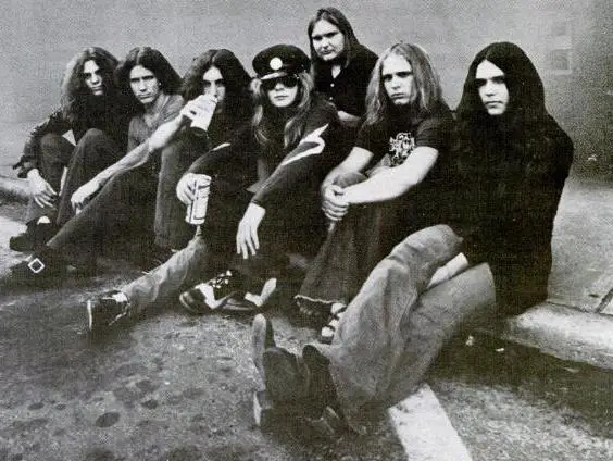 Lynyrd skynyrd rock band posing for photo