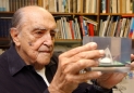 portrait photo of Oscar Niemeyer
