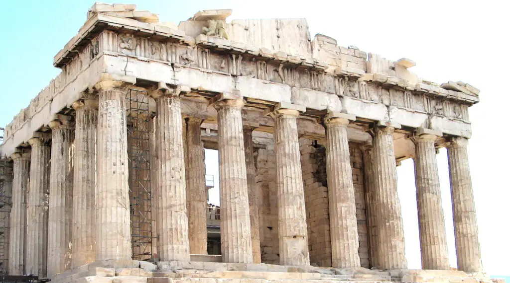 Photo of the front of the Parthenon - Acropolis - Athens taken in 2005 by James King