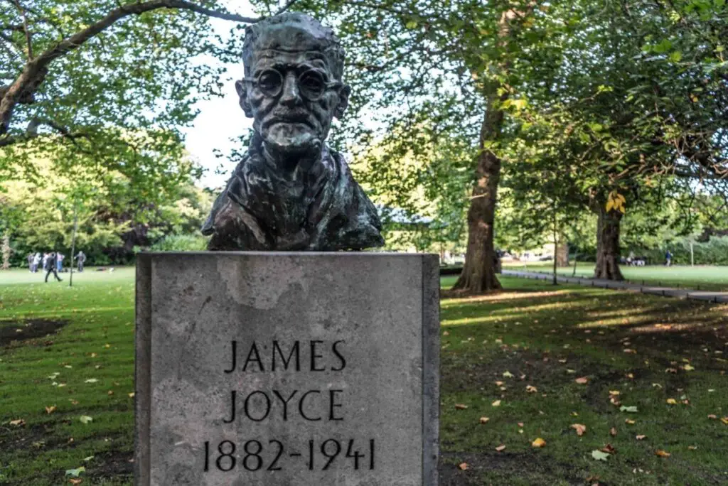 James Joyce Stone and Bust in a park